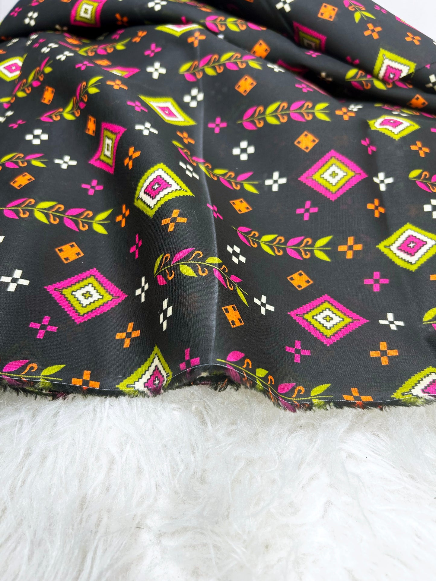 2Piece – Printed Lawn L2P1013