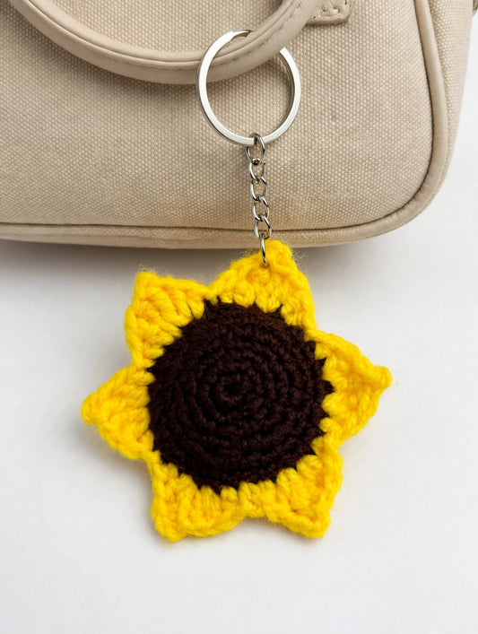 Handmade Sunflower Crochet Keychain – Cute Yellow Flower Bag Charm for Women