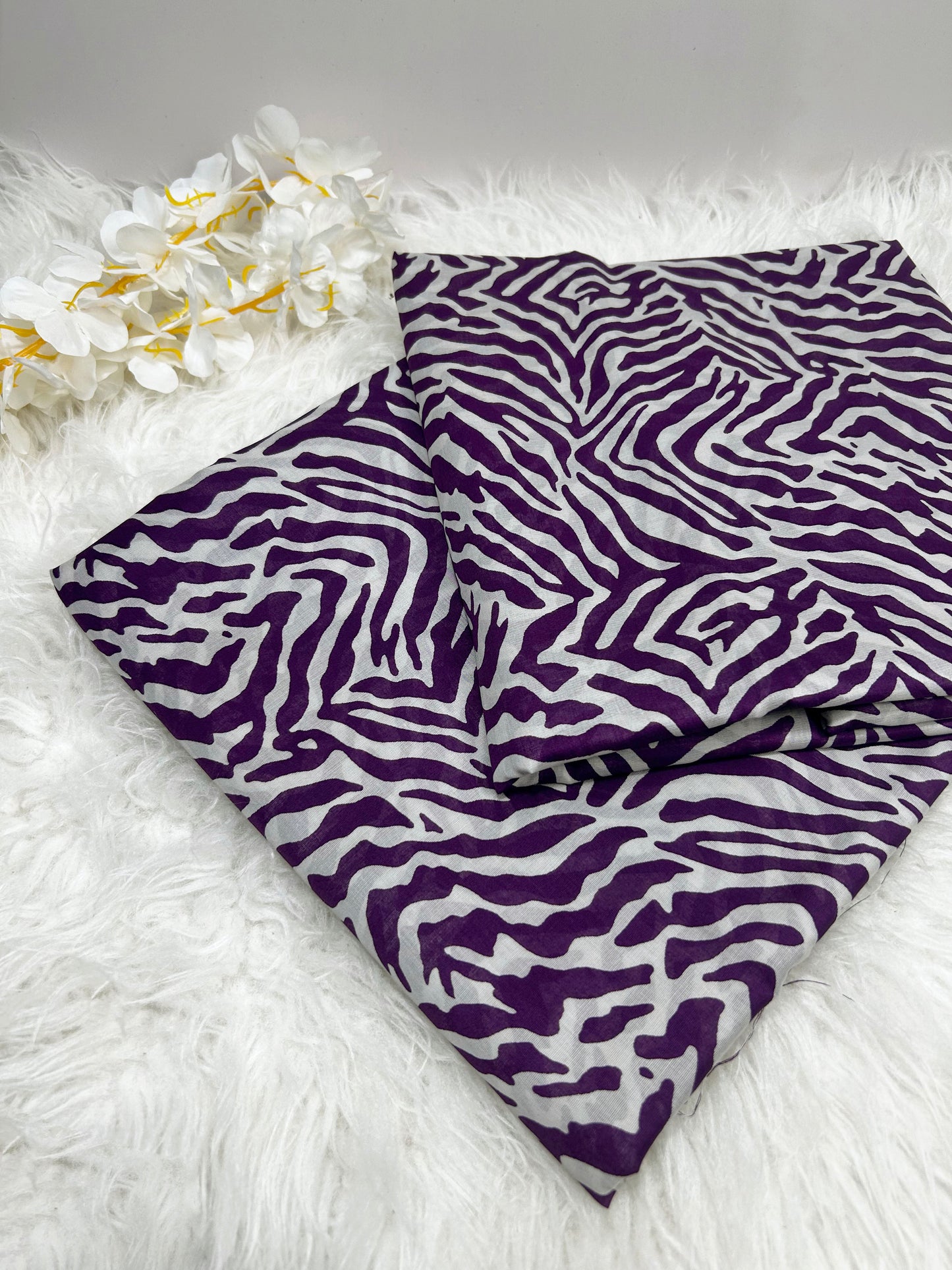 2Piece – Printed Lawn L2P1014