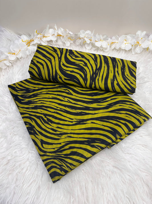 2Piece – Printed Lawn L2P1015