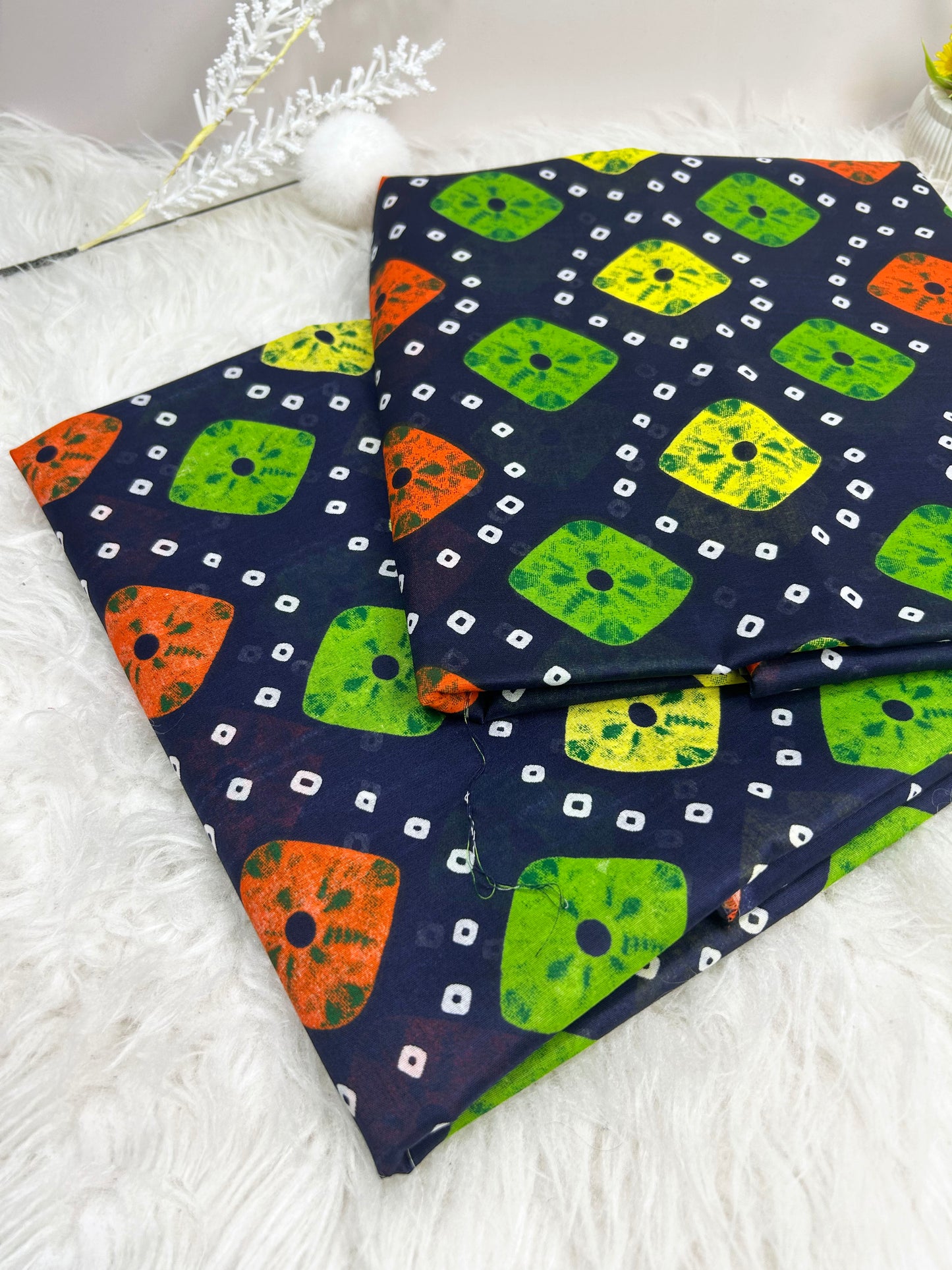 2Piece – Printed Lawn L2P1021