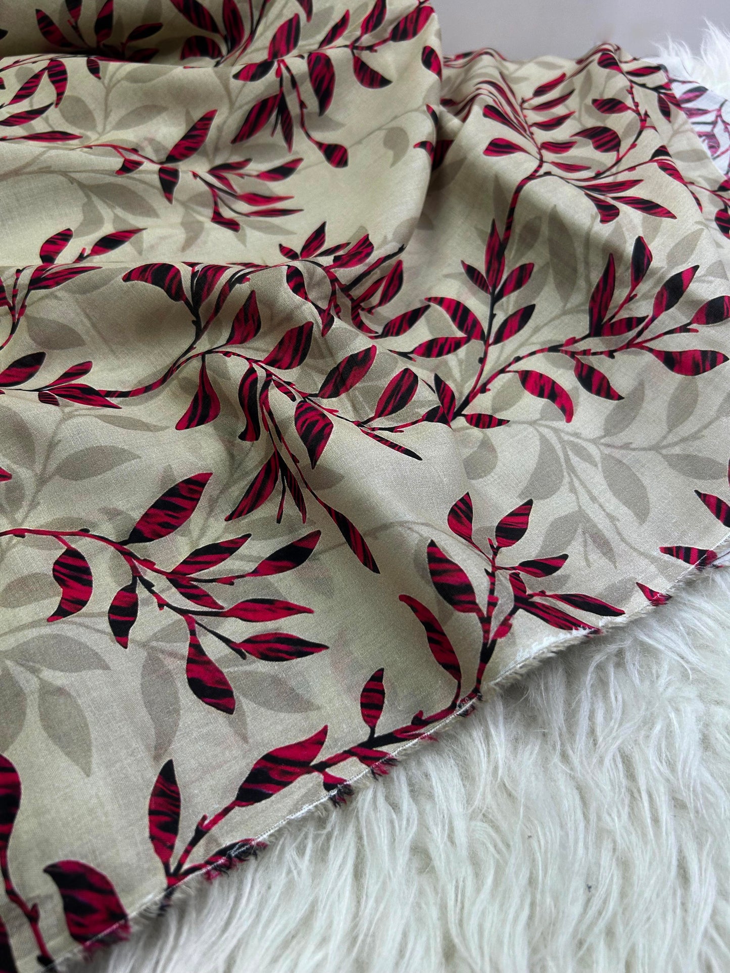 2Piece – Printed Lawn L2P1029