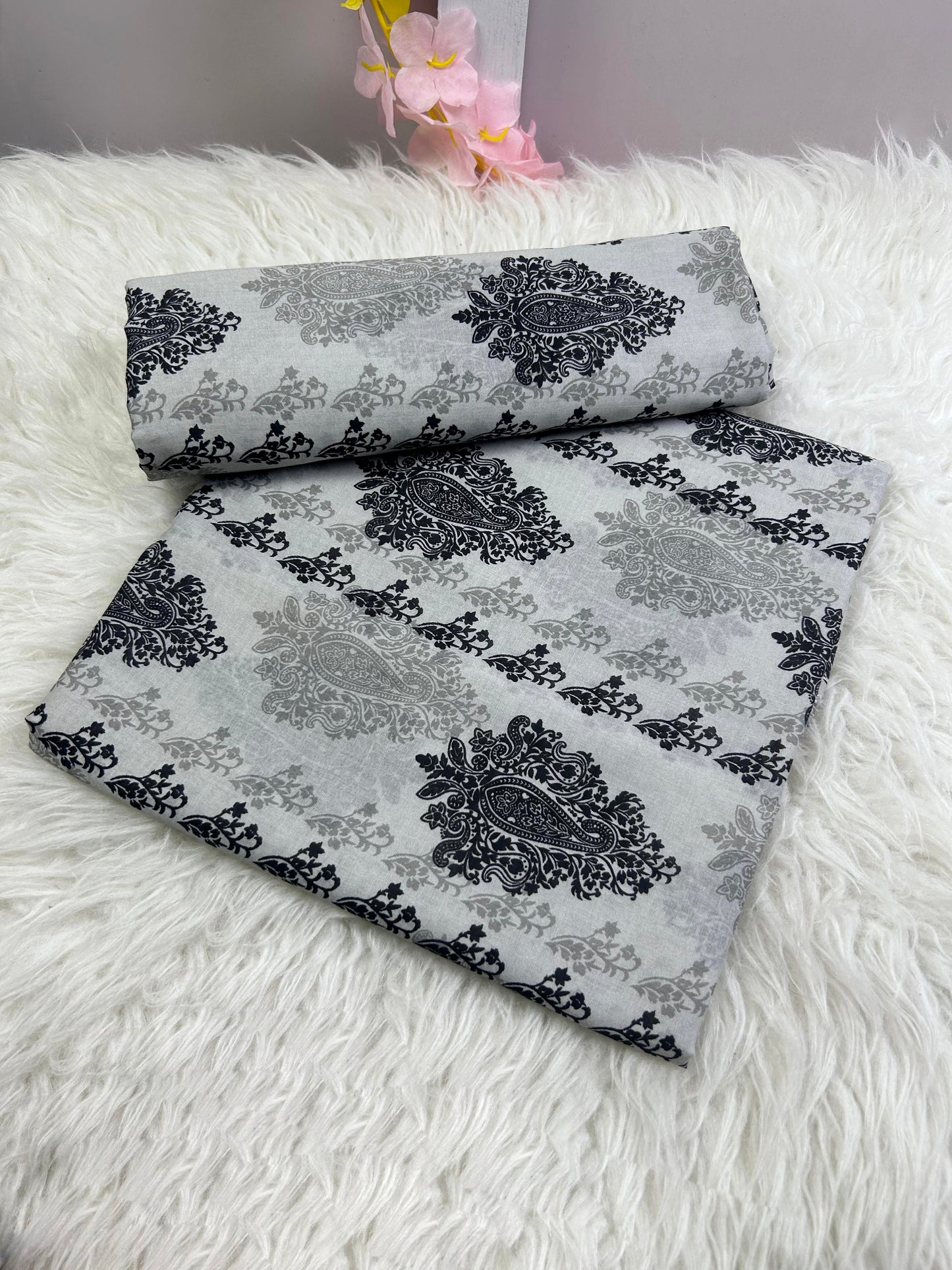 2Piece – Printed Lawn L2P1030