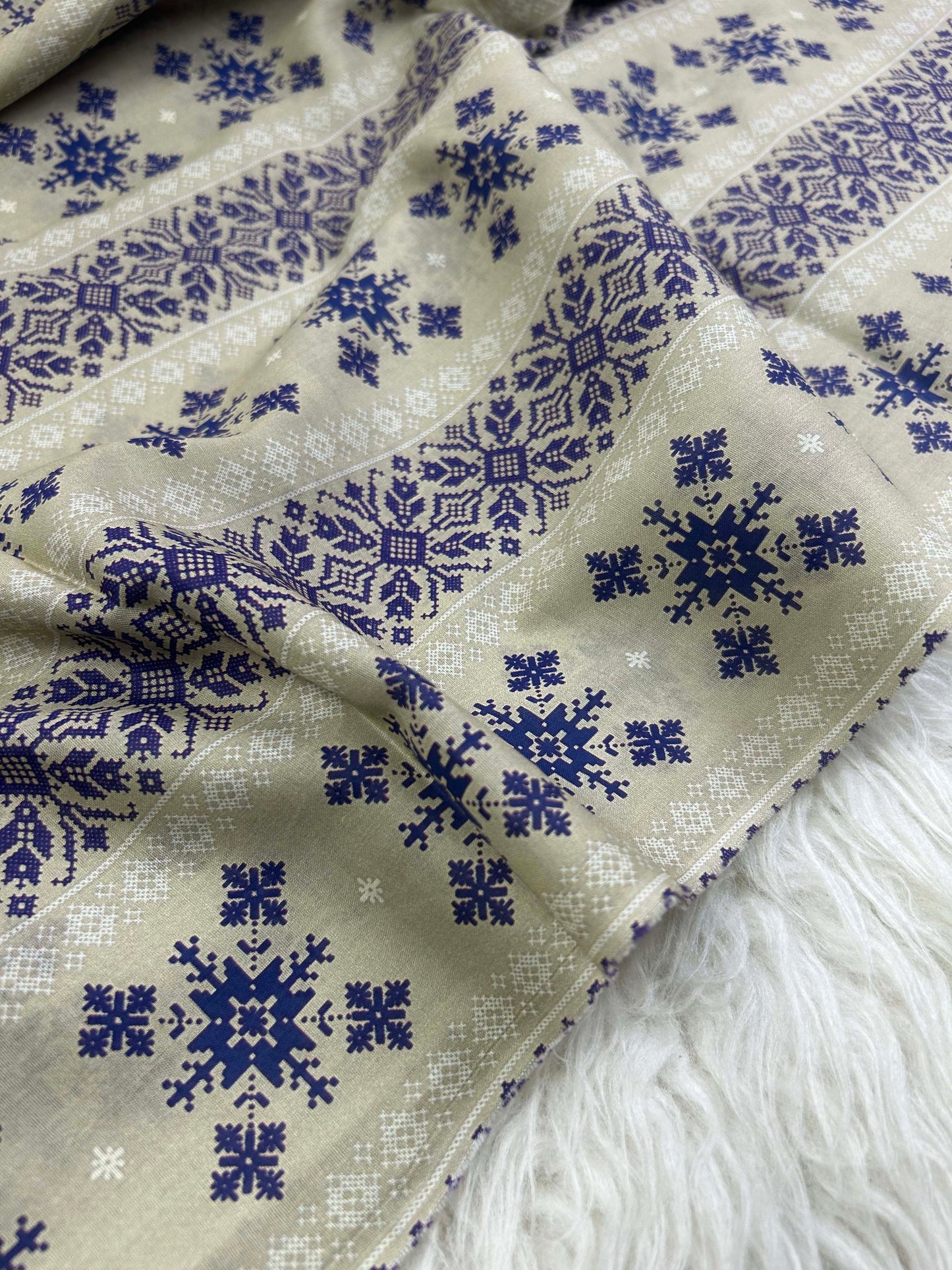 2Piece – Printed Lawn L2P1044
