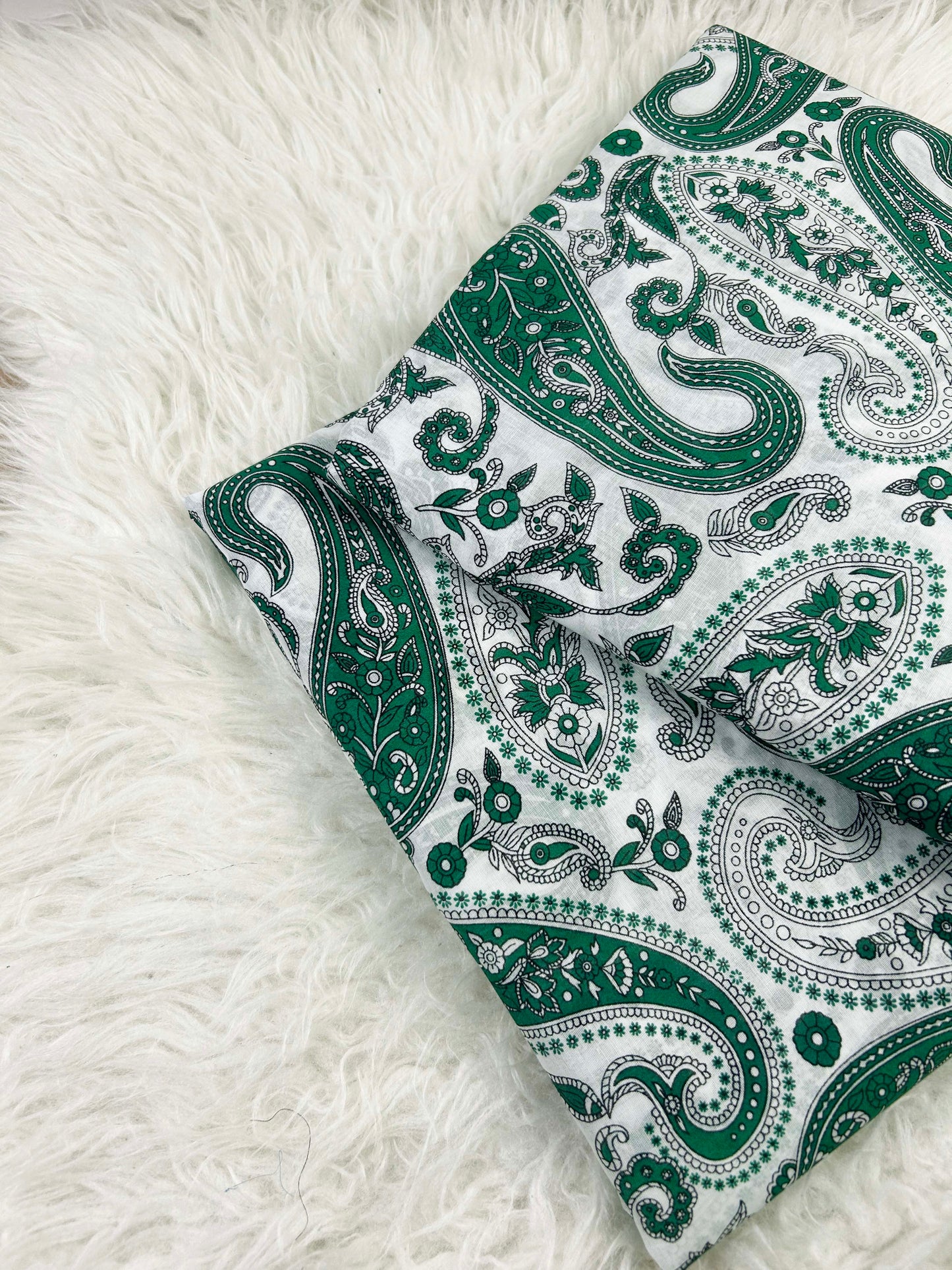 2Piece – Printed Lawn L2P1048