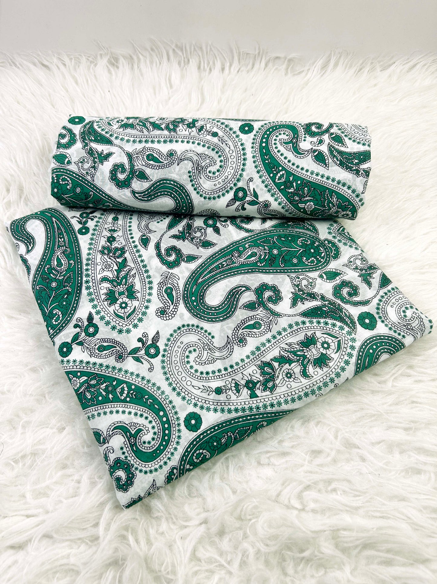 2Piece – Printed Lawn L2P1048